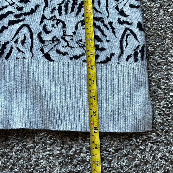 Loft Gray Cat Sweatshirt Womens L Soft Girl Cat Lover Kitty Wide Sleeve Coquette - Picture 6 of 7